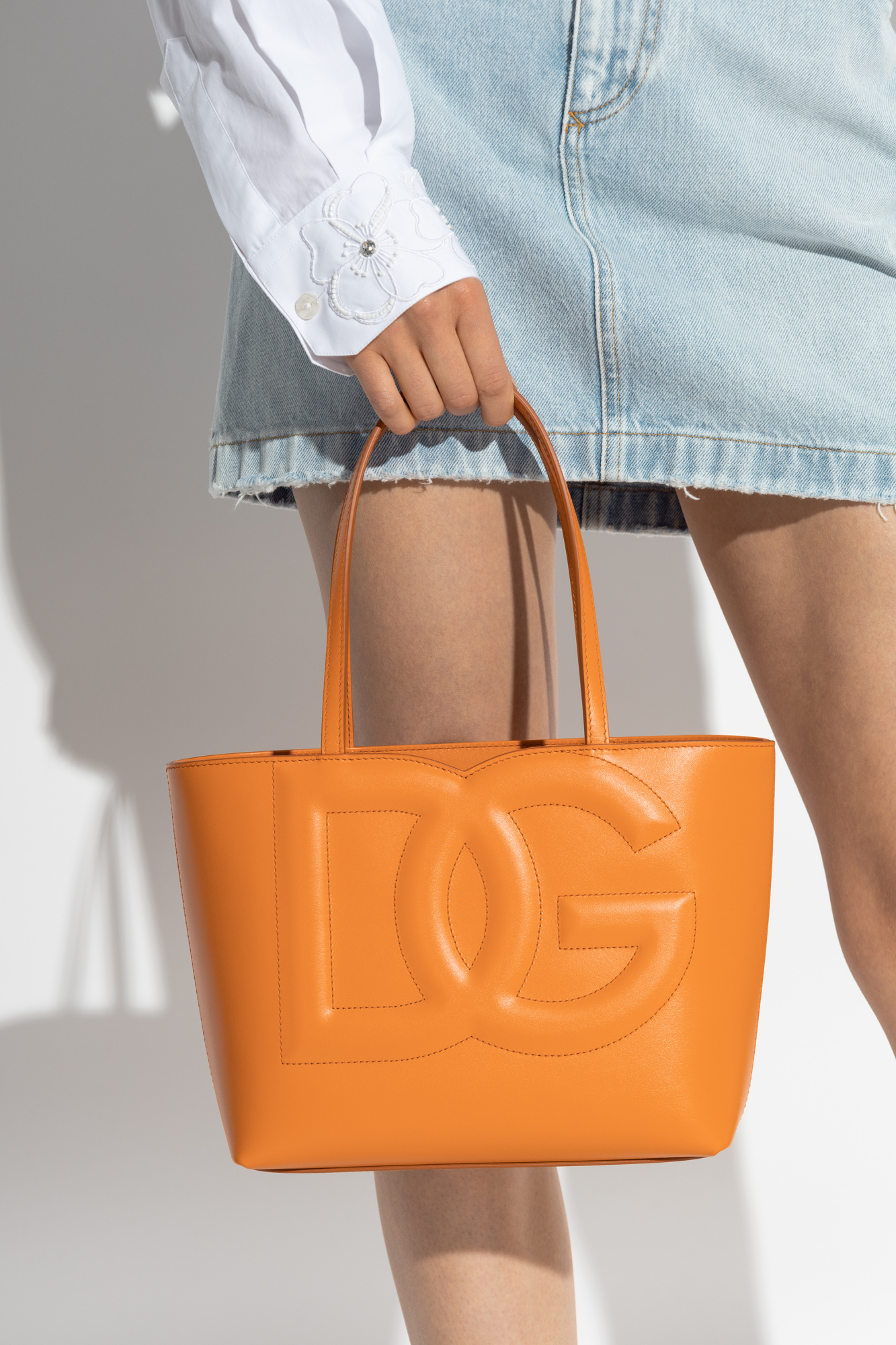 トートバッグ DOLCE & GABBANA Woman Tote bags Orange BB7338AW576 80244 Medium calfskin DG Logo Bag shopper in Orange for Women